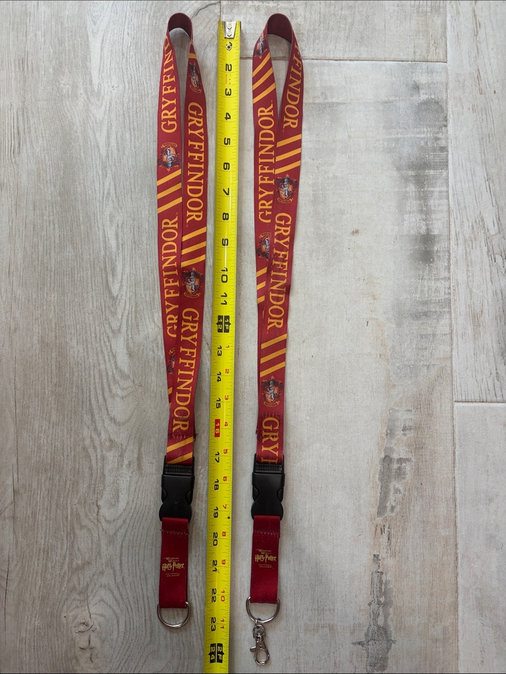 Warner Bros. Gryffindor Red & Gold Key Lanyard